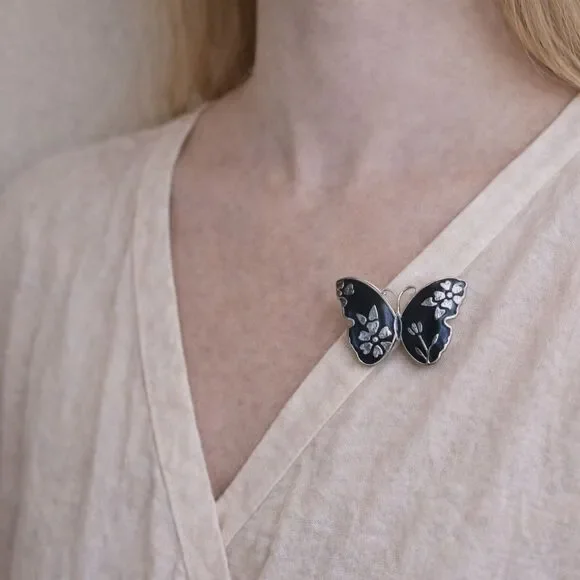 Vintage Elegant Silver Black Butterfly Brooch Pin Jewelry