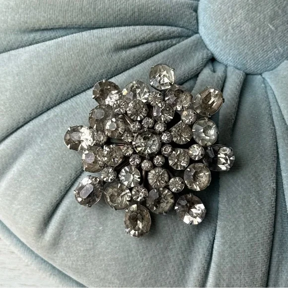 Vintage MCM Coro Rhinestone Brooch Signed Silvertone Snowflake Dome Sunburst