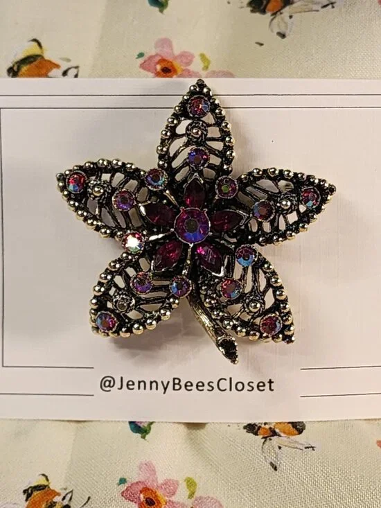 VINTAGE Gold-Toned Metalwork Brooch Adorned With Crimson Iridescent Rhinestones