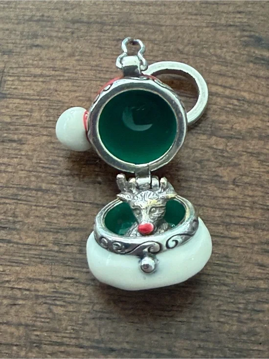 Brighton Jewelry Silver Tone SANTAS HAT WITH REINDEER Charm Pendant Vintage