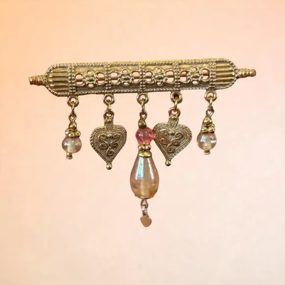 Vintage 1928 Romantic Heart Dangle Brooch Pink Pearl Gold Bar Pin