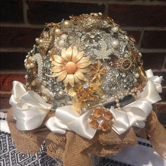 Custom Handmade Brooch Bouquet