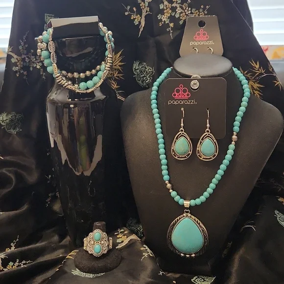 Silvertone & Faux Turquoise Set