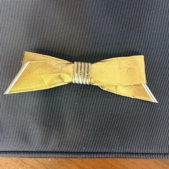 Gold-toned Metallic Bow Brooch Pin