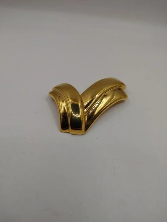 VTG BROOCH/PIN SIGNED MONET abstract Double Check Mark design