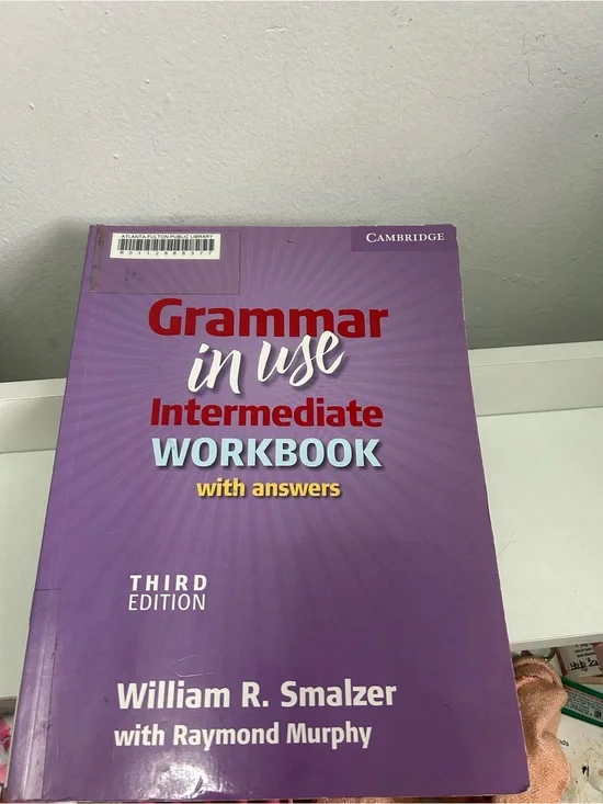 Grammar in Use Intermediate Workbook with Answers - Purple