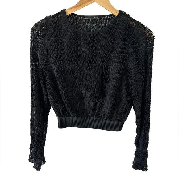 Zara cropped textured top size medium