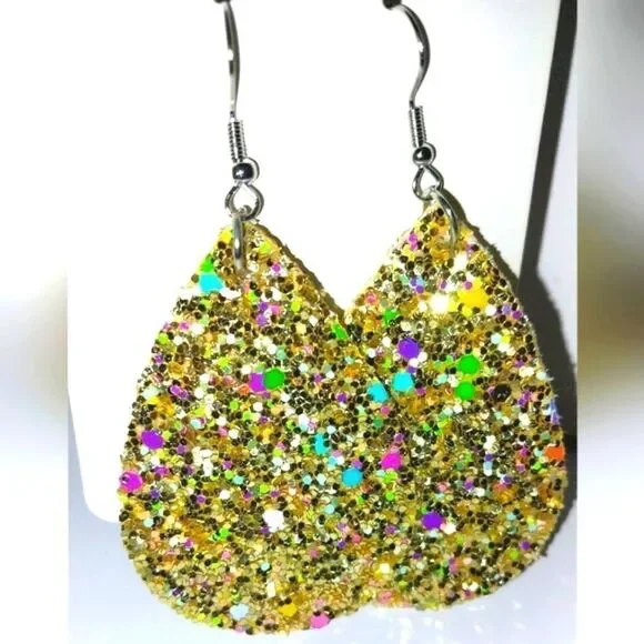 Beautiful bedazzled fashion earrings For Adults