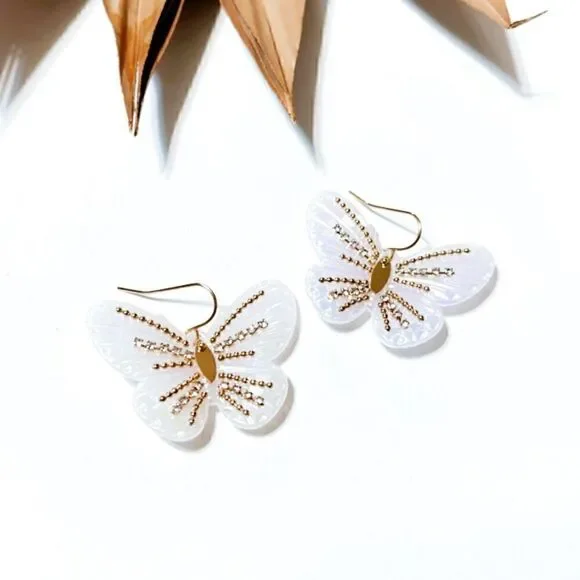 Butterfly dangle earrings S513
