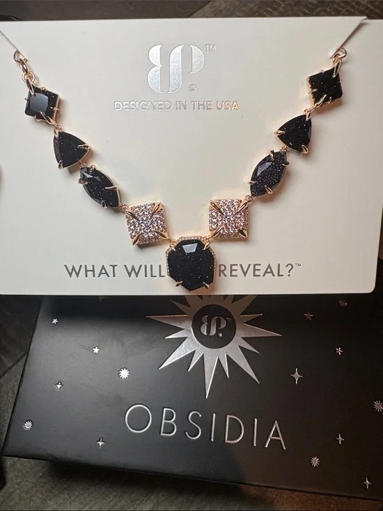Bomb Party Obsidia - Celestial Throne - Onyx Sandstone - Rose Gold