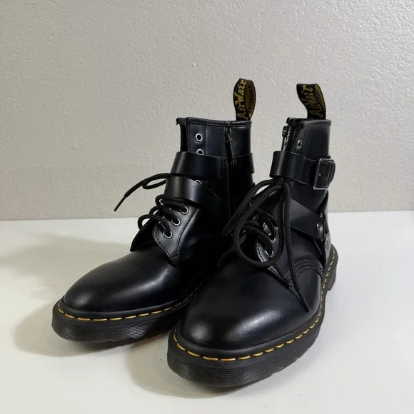 Dr. Martens Cristofor 9 L Black Leather Harness Lace Up Buckle Combat Boot Read