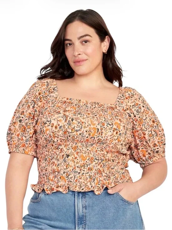 Old Navy Fitted Puff Sleeve Smocked Top