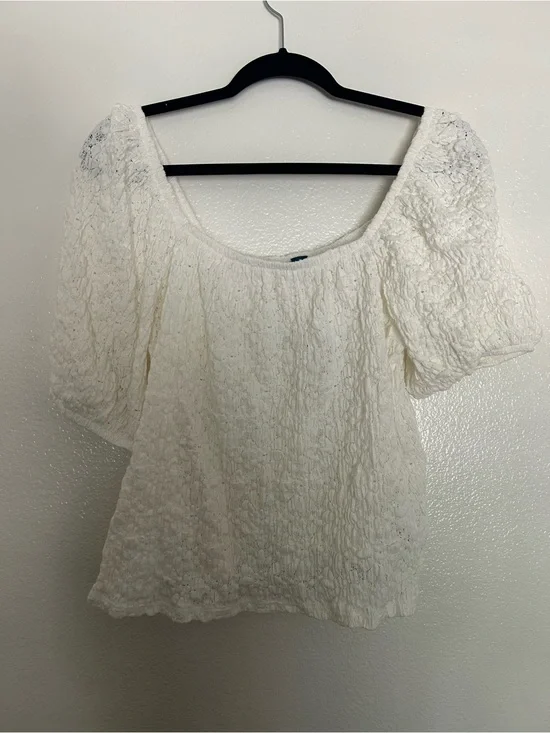 Old Navy Cream Lace Puff-Sleeve Square Neck Blouse