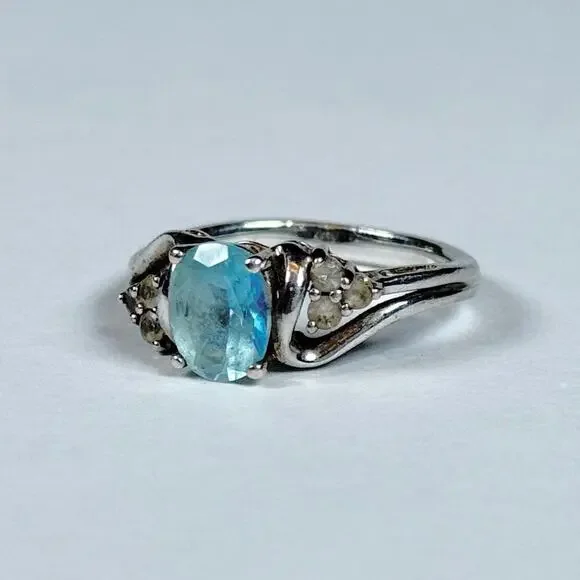 Vintage Sterling Silver 925 Blue Topaz with Clear Topaz Accents 7us Size 3.72g