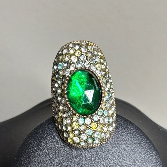 Sparkly Elegant Antique Gold Tone Statement Green Stretch Ring