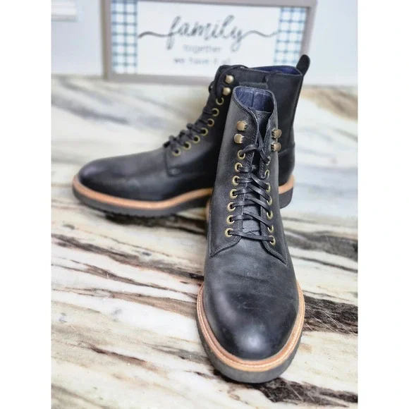Cole‎ Haan Mens Black Leather Lace Up Boots Vibram Gumlite Sole 8.5 M Combat
