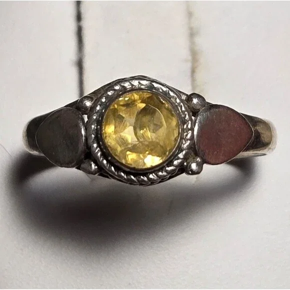 Vintage sterling silver ring sz 6.5