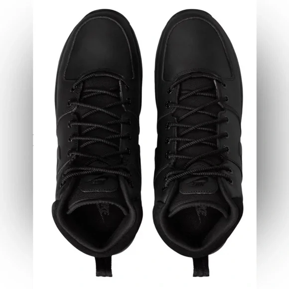 Nike Men's All-Black Manoa Leather Boots, Size 9