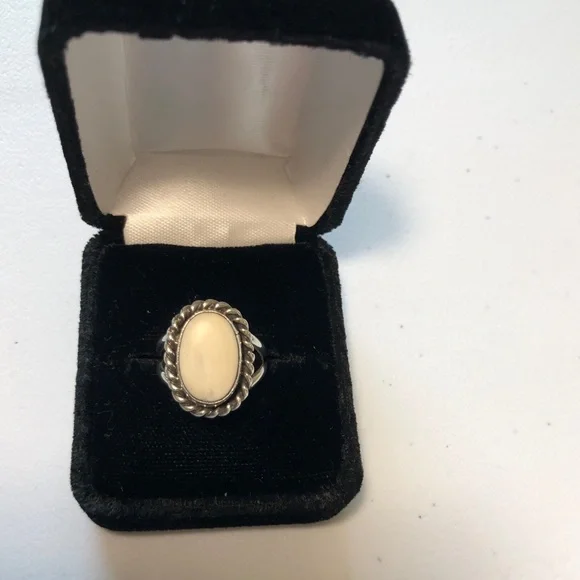 White Topaz Solitaire Stone Set in Sterling Silver Ring size 6