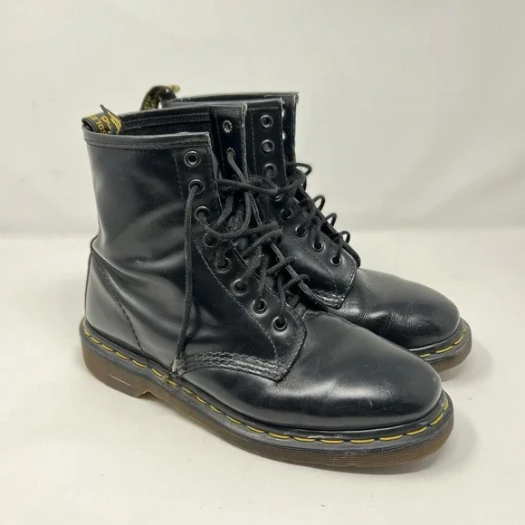Vintage Dr Martens 1460‎ Made in England Black 8-Eye Boots AirWair 90s Size 7