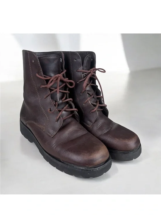 Women’s Vintage L.L. Bean Dark Brown Leather Lace-Up combat boots Y2K