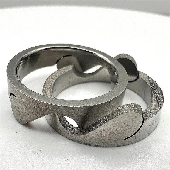 Vintage 90s‎ Silver Tone Interlocking Puzzle Band Ring Set Women's Jewelry Boho