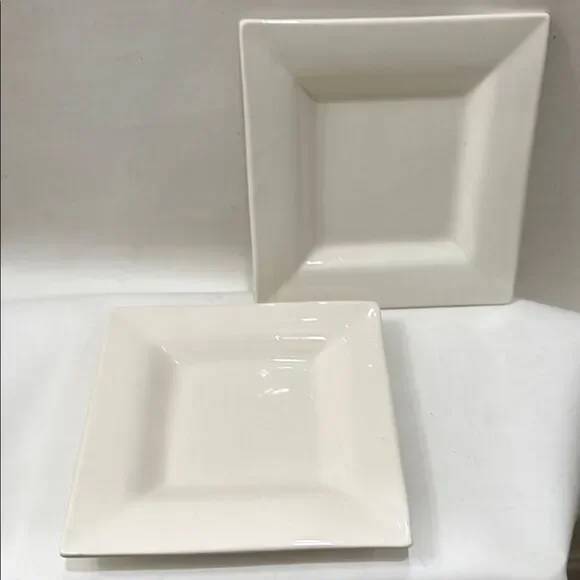Pottery Barn White 9 1/4 Square Saucers Dinnerware Set Of 2 Heavy Durable