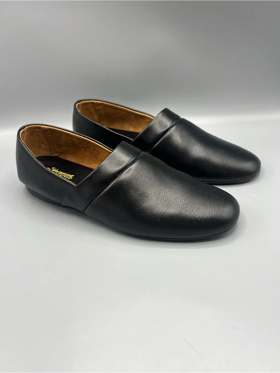 Vermont Country Store Men's Black Classic Leather Slippers