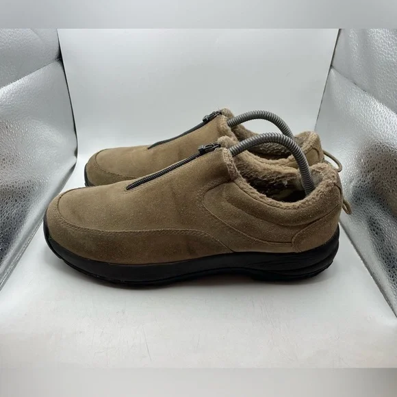 L.L Bean Men's Tan Suede Slip-On Shoes size 8.5