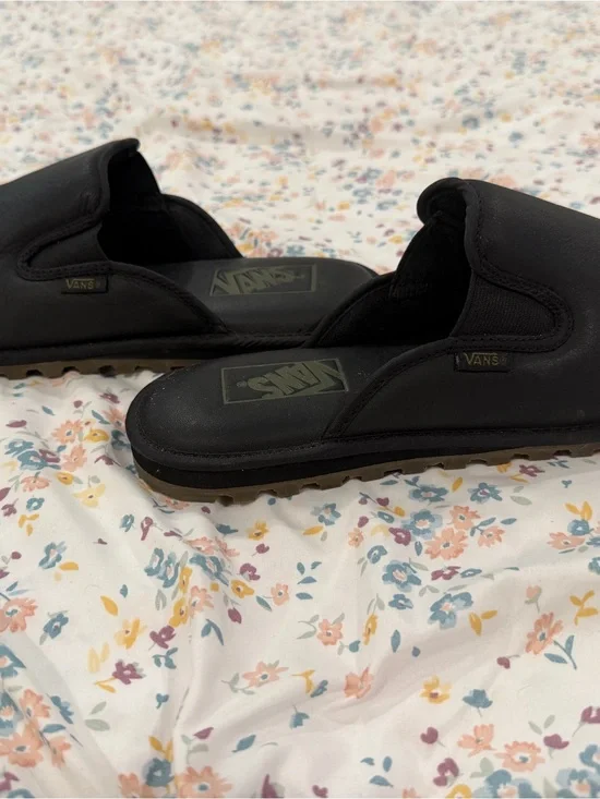 Vans Men’s Black Slip-On Slide Sandals