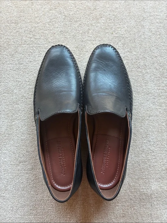 Johnston & Murphy Black Leather Slip-On Loafers with Brown Insole