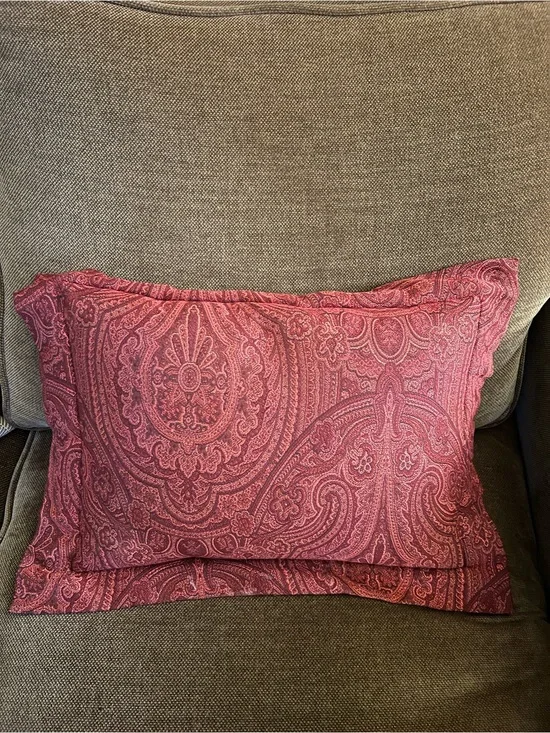 Vintage SFERRA Bros Italian Jacquard Down Pillow w/down insert.
