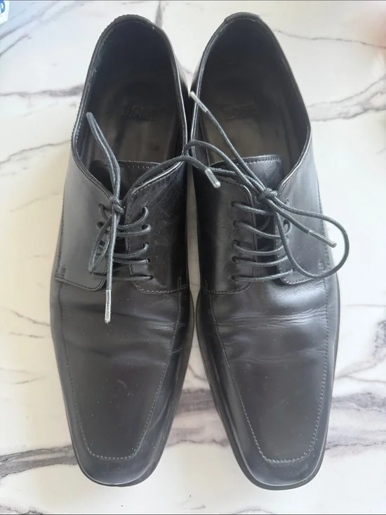 Hugo Boss Black Leather Lace-Up Square-Toe Oxfords
