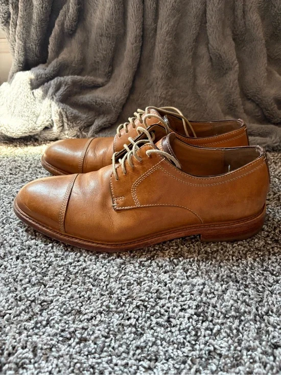 Johnston & Murphy Classic Men’s Leather Derby Shoes in Tan