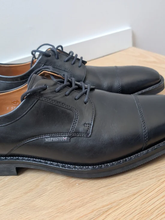 Mephisto Men’s Black Leather Poley Cap-Toe Oxford Shoes