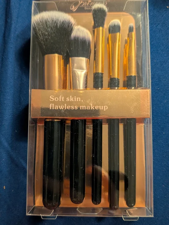 Beauty Brush Set - Black Handles with Gold Ferrules