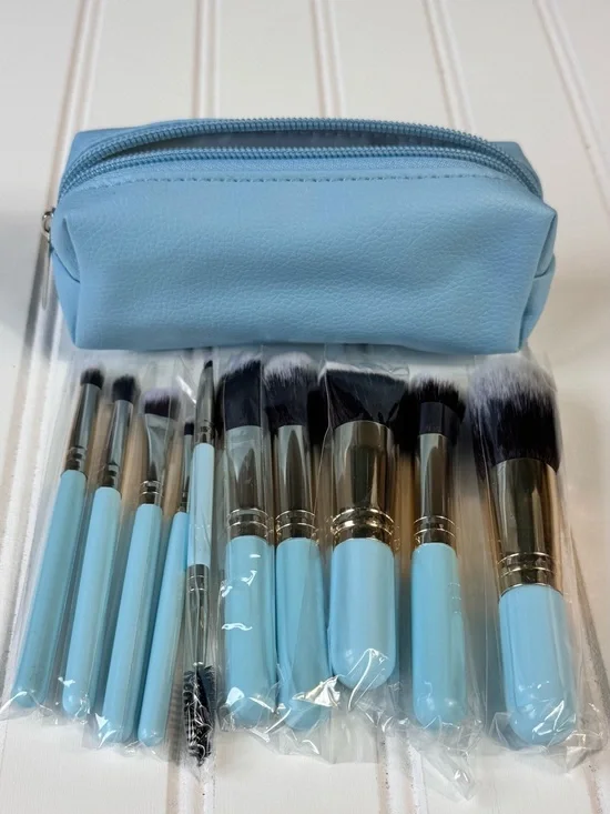10pc Travel Makeup Brush Set w/ Case – Portable Cosmetic Brushes Kit, New