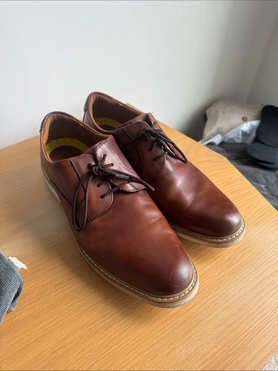 Florsheim Chestnut Brown Leather Derby Shoes