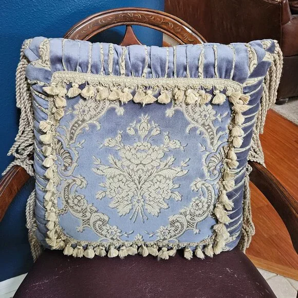 LUXURY AUSTIN HORN BLUE BEIGE VELVET DAMASK 20x20 THROW DECORATIVE ACCENT PILLOW