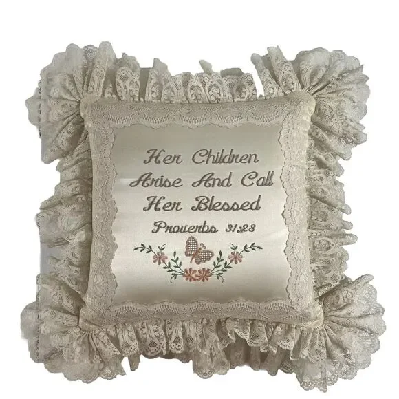 VTG Lace Trimmed Throw Pillow Proverbs 31:28 Call Her Blessed Mothers Day Gift‎