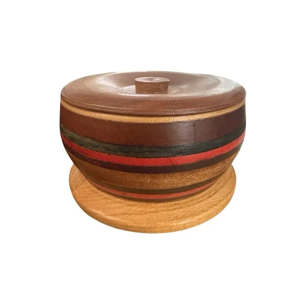 Hand-Turned Round Wooden Keepsake Box with Lid signed Louis kuhlemeyer 1996 8.5