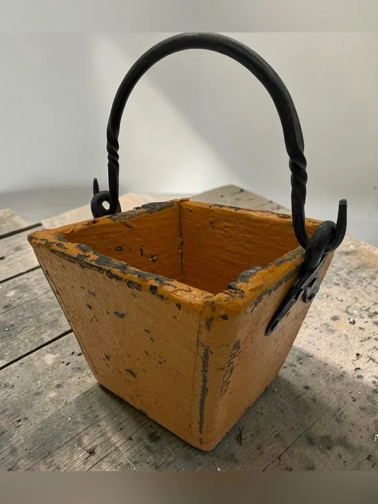 ANTIQUE YELLOW (RARE) BERRY BASKET WITH FORGED HANDLE PRIMITIVE CHIPPED TEXTURE