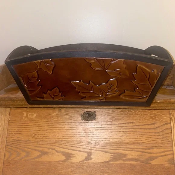 HARRY & DAVID Wood Hand Basket Crate Pressed Design Front & Back 10”x15”x6”