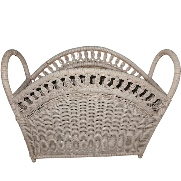 Vintage White Wicker Magazine Rack Boho Cottagecore Holder Cottage Beachy Beach
