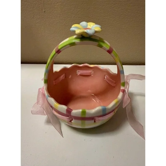 INT. Ceramic Easter Basket Pastel Plaid Pink Ribbon Flower Handle Spring Decor
