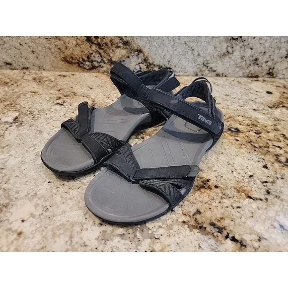 Teva Men's Classic Universal Black Strappy Sport Hiking Sandals Size 11