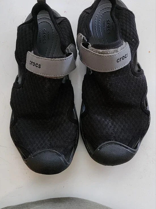 CROCS Men's Black Mesh Water-Friendly Sandal