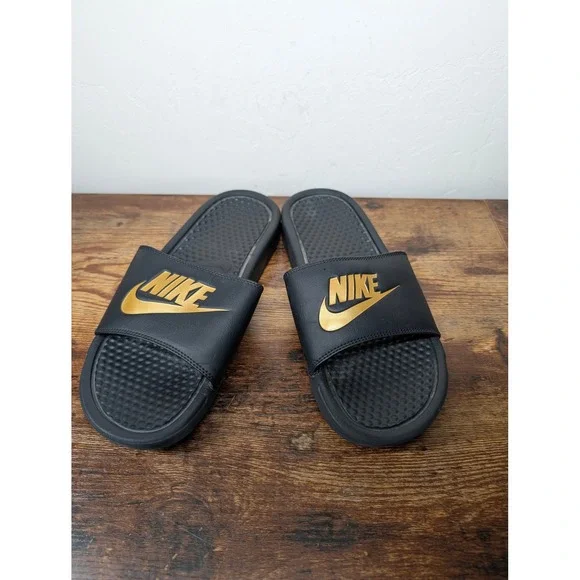 Nike Benassi JDI Slides Black Metallic Gold Mens 8 Womens 9