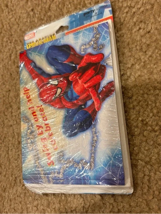 New Marvel Spider-Man Red and Blue Party invitations Pack 8 hallmark