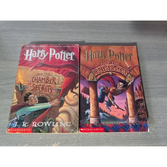 Harry Potter Books 1 & 2 Sorcerers Stone Chamber of Secrets JK Rowling
